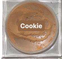 Load image into Gallery viewer, NANA Matte Blurring setting powder.