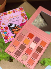 Load image into Gallery viewer, Soñadora Eyeshadow Palette.
