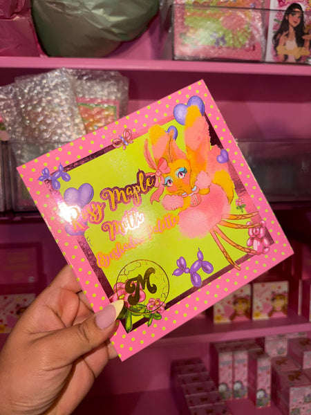 Rosy Maple Moth Colorful  Eyeshadow Palette - 16 Matte Shades for Versatile Looks.