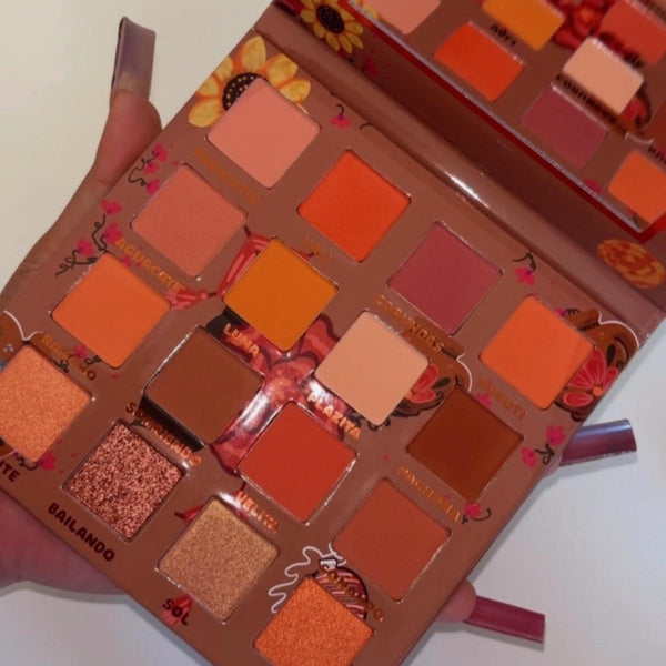 Soñadora Eyeshadow Palette.